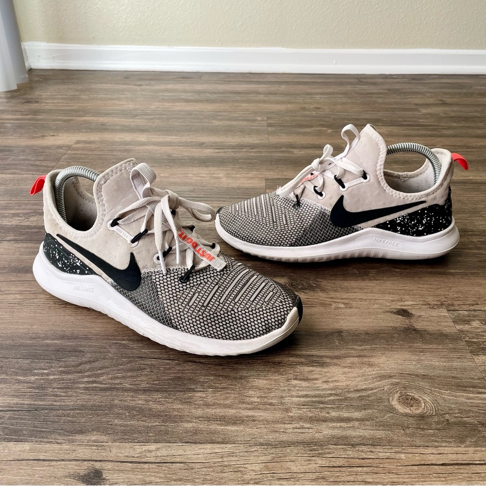 Nike Free TR 8 Women's Size 8 White Black Crimson Athletic Sneakers 942888-101
